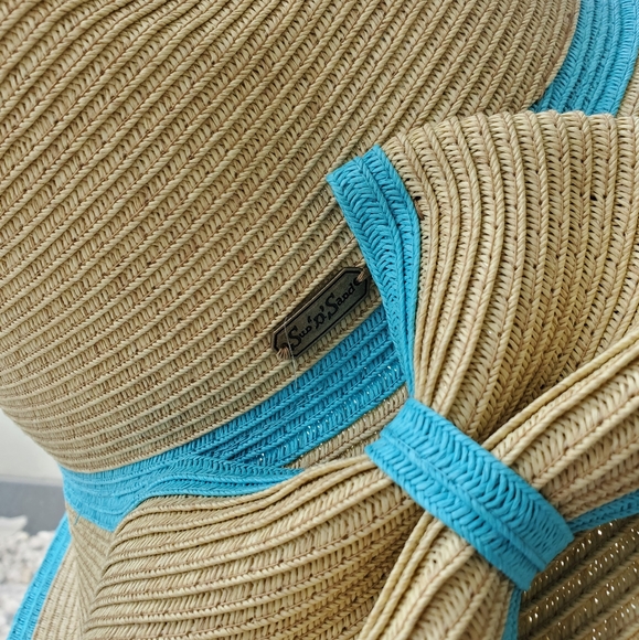 Sun hat with bow - Picture 4 of 5